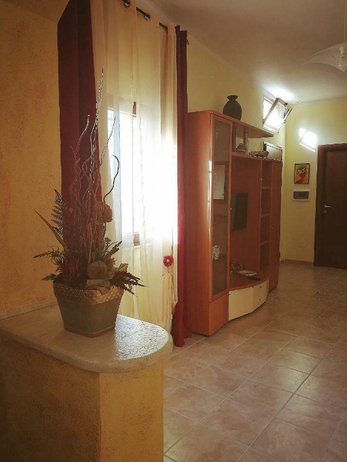Vila Casa Debby Porto Torres Exteriér fotografie